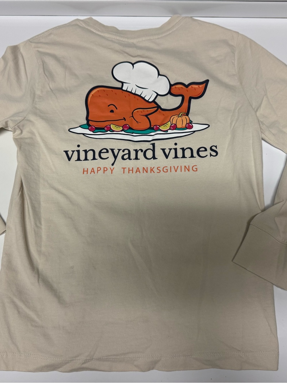 Kids size 6 Vineyard Vines Cream Long-Sleeve Tee Thanksgiving Whale Graphic